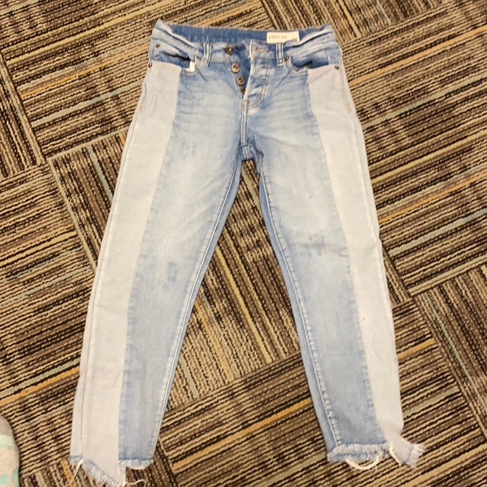 Light wash two toned jeans